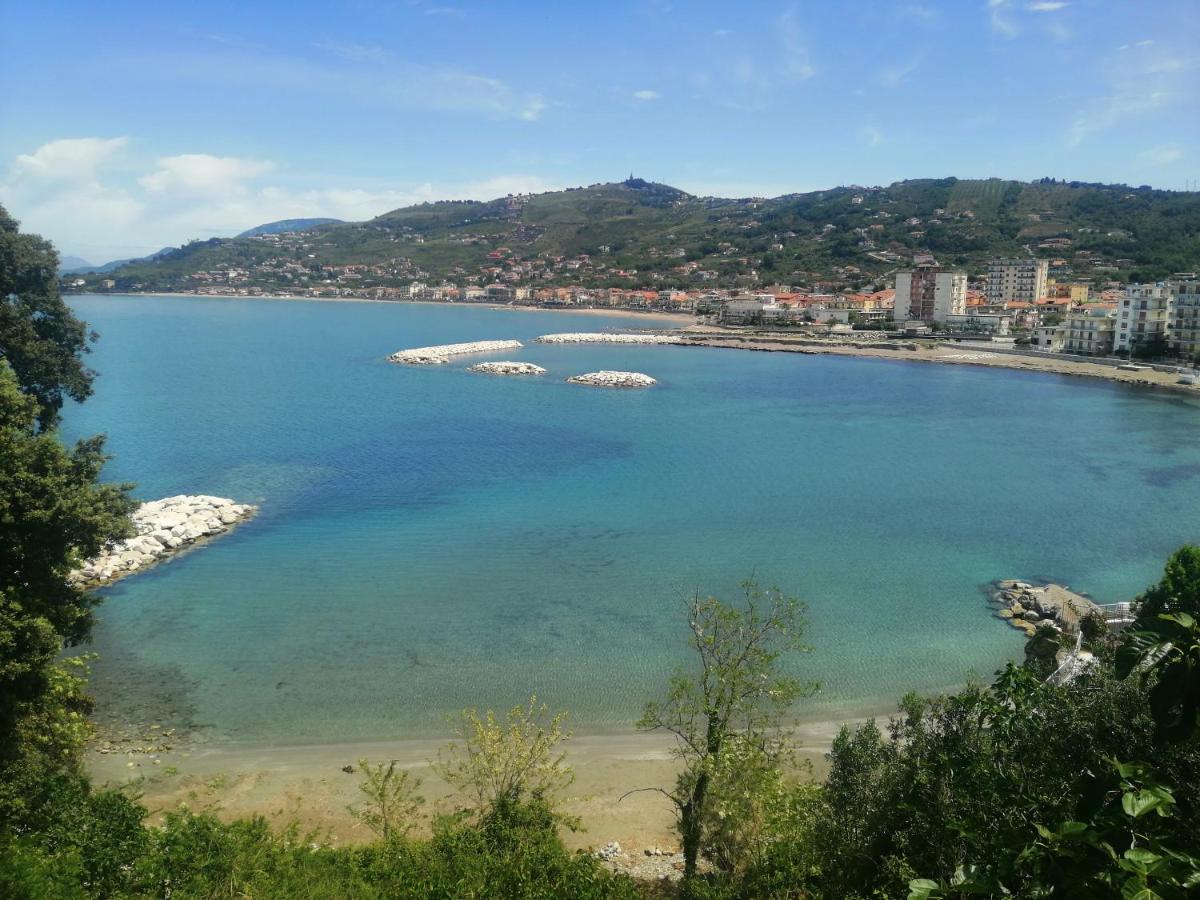Panoramic Apartments In Villa In Center "The Beach And The Cliff" 1 Agropoli Exterior photo
